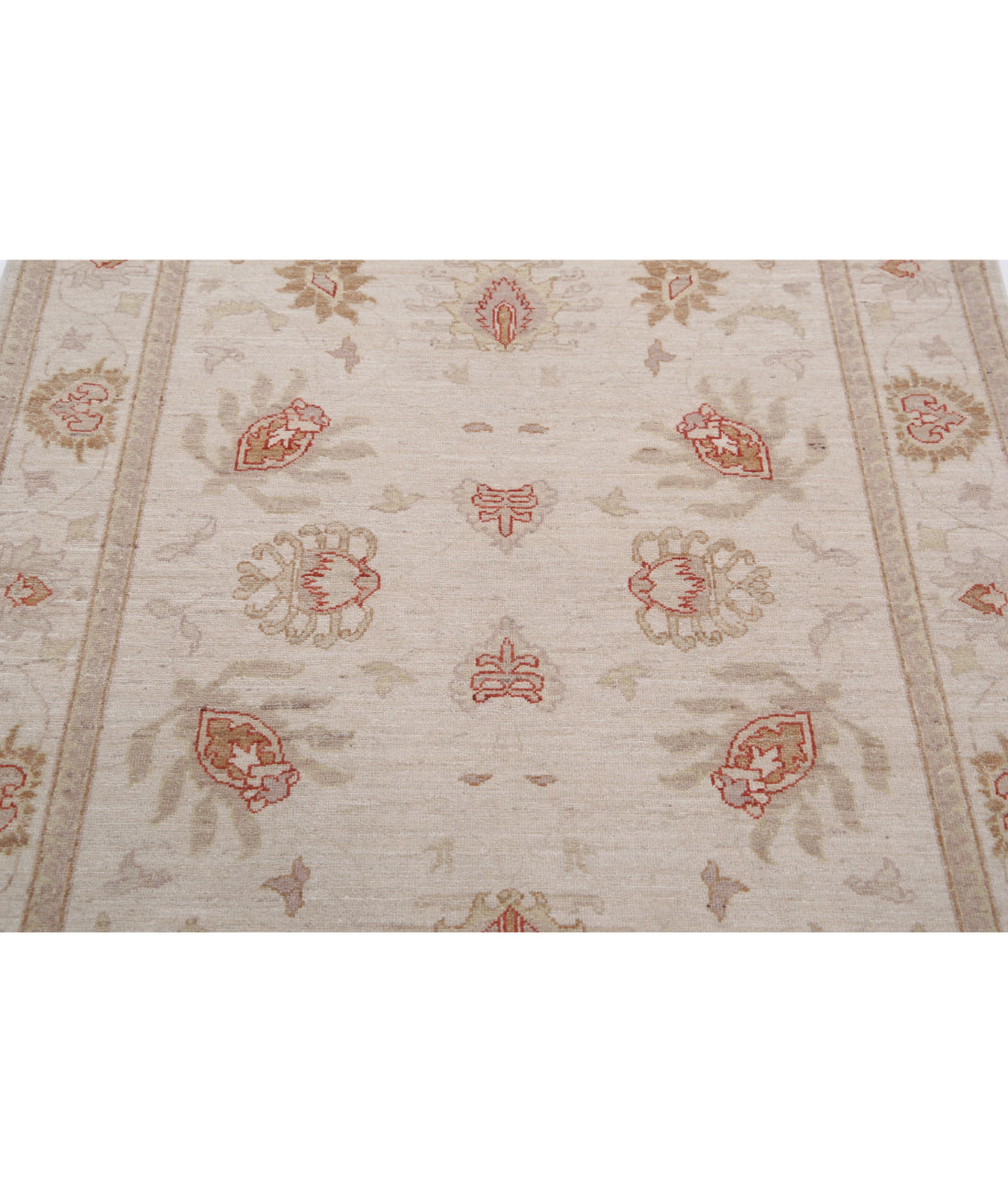 Ziegler 4'1'' X 5'11'' Hand-Knotted Wool Rug 4'1'' x 5'11'' (123 X 178) / Ivory / Ivory