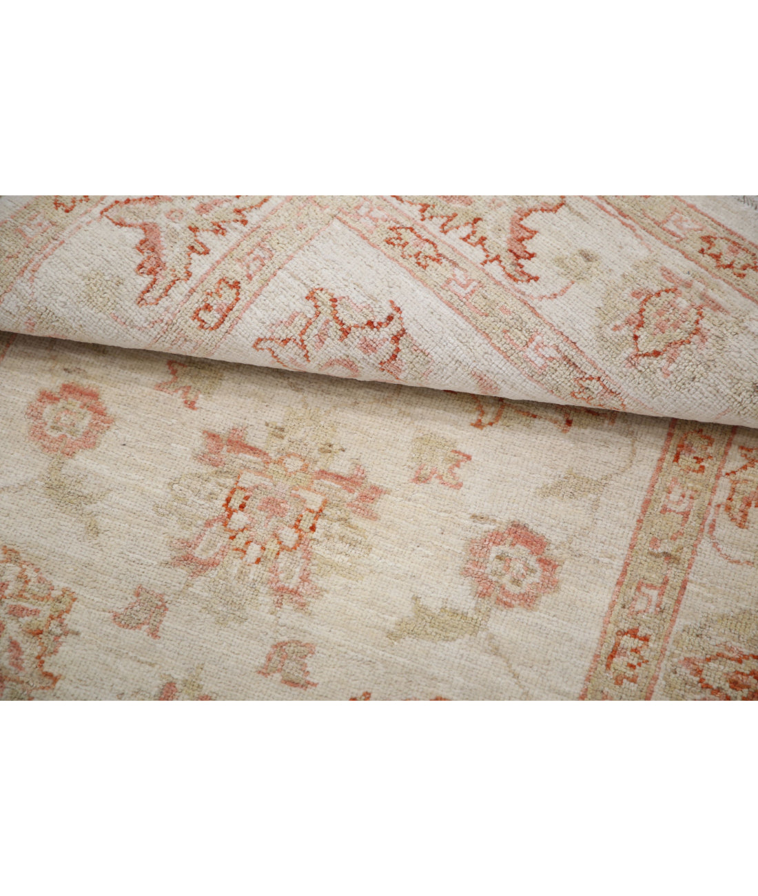 Serenity 2'10'' X 3'10'' Hand-Knotted Wool Rug 2'10'' x 3'10'' (85 X 115) / Ivory / Ivory