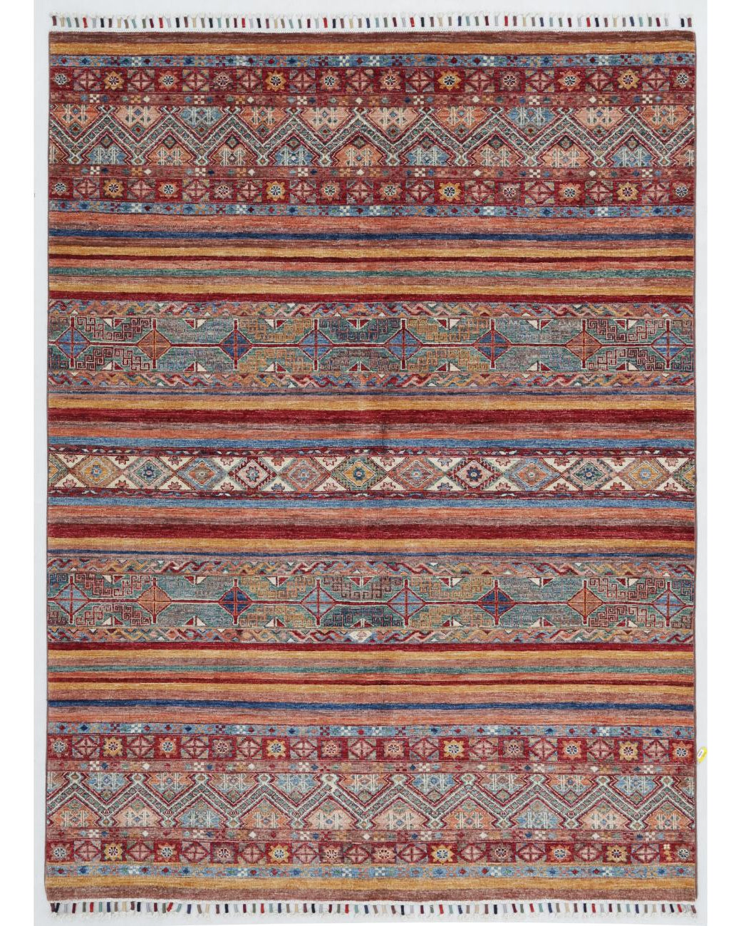 Hand Knotted Khurjeen Wool Rug - 5'6'' x 7'8'' 5' 6" X 7' 8" ( 168 X 234 ) / Multi / Red