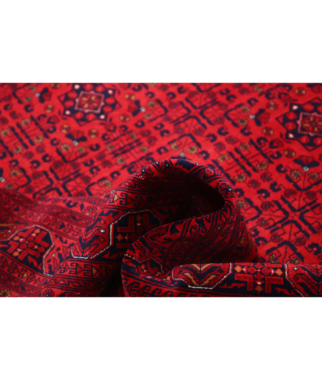 Afghan 5'7'' X 7'5'' Hand-Knotted Wool Rug 5'7'' x 7'5'' (168 X 223) / Red / Red