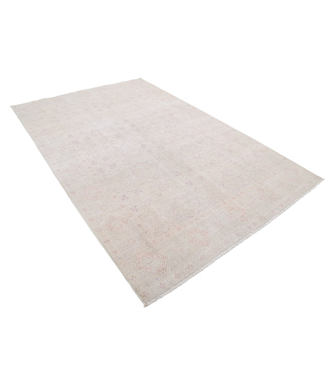 Ariana 5'10'' X 8'1'' Hand-Knotted Wool Rug 5'10'' x 8'1'' (175 X 243) / Ivory / Pink