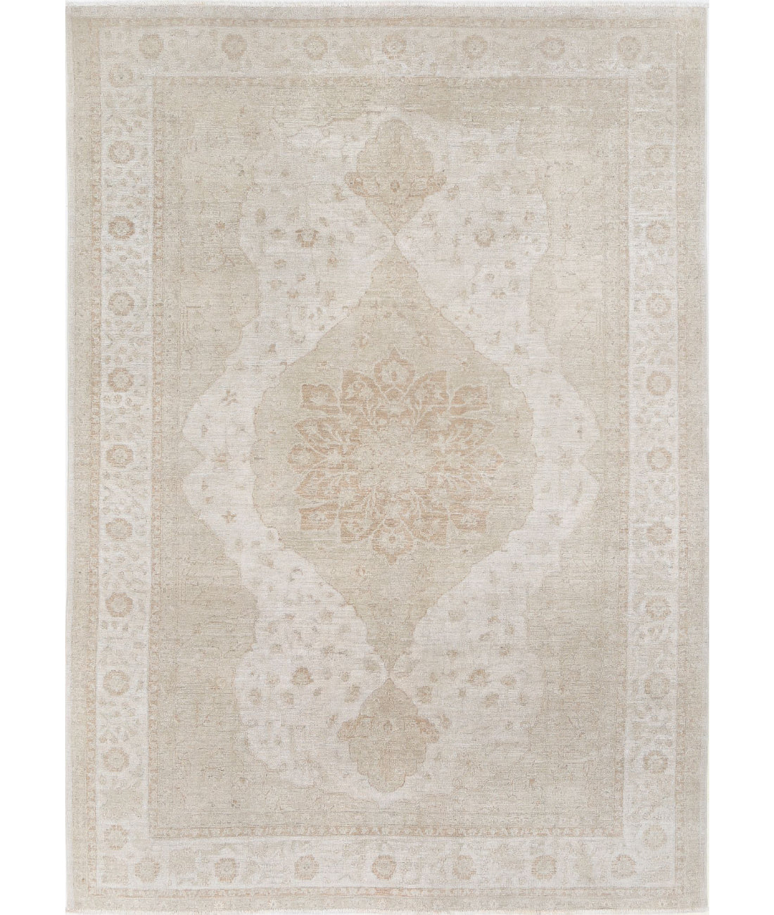Ariana 6'6'' X 9'6'' Hand-Knotted Wool Rug 6'6'' x 9'6'' (195 X 285) / Ivory / Ivory