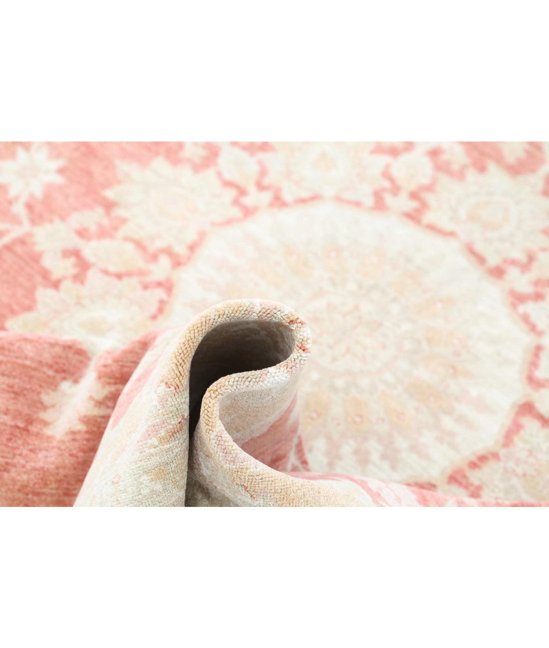Ariana 4'11'' X 6'7'' Hand-Knotted Wool Rug 4'11'' x 6'7'' (148 X 198) / Pink / Ivory