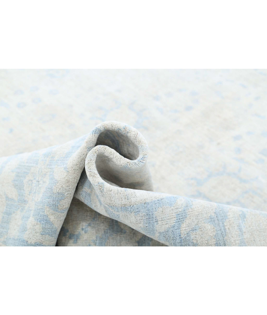 Ariana 9'0'' X 12'0'' Hand-Knotted Wool Rug 9'0'' x 12'0'' (270 X 360) / Ivory / Blue