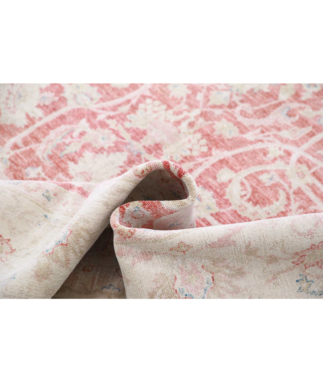 Ariana 6'10'' X 10'0'' Hand-Knotted Wool Rug 6'10'' x 10'0'' (205 X 300) / Red / Ivory