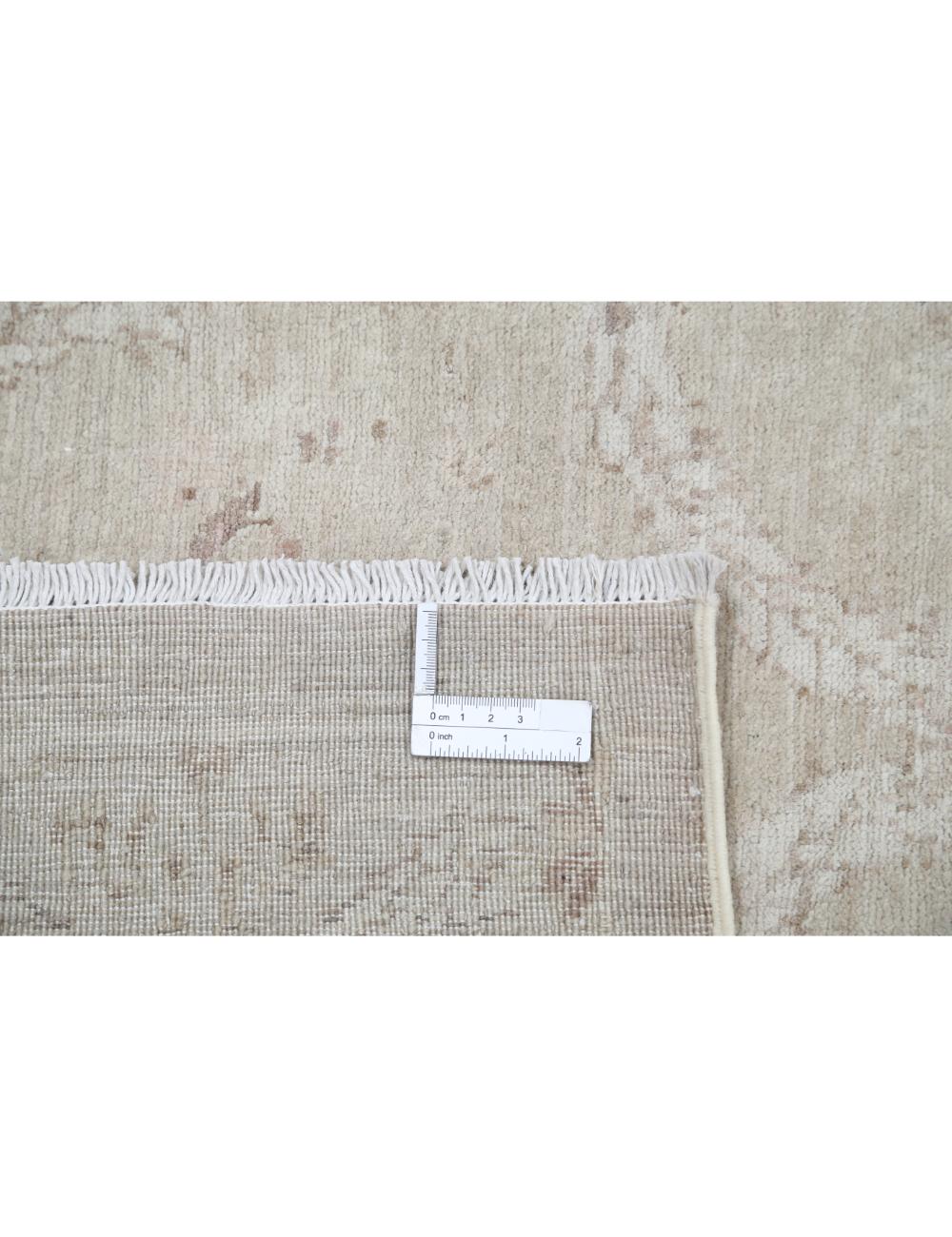 Artemix 8' 9" X 11' 3" Hand-Knotted Wool Rug 8' 9" X 11' 3" (267 X 343) / Beige / Ivory