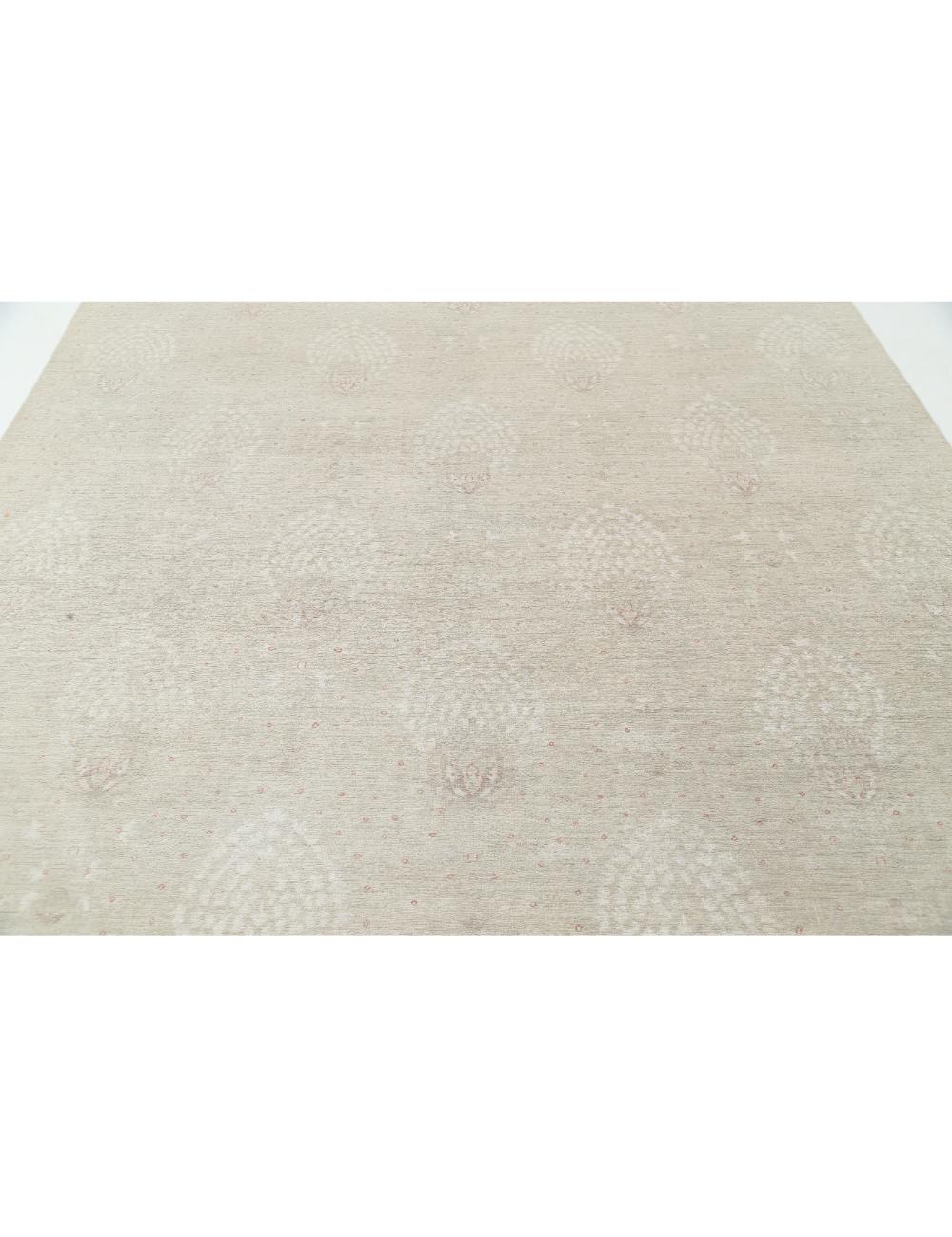 Artemix 8' 5" X 11' 1" Hand-Knotted Wool Rug 8' 5" X 11' 1" (257 X 338) / Taupe / Ivory