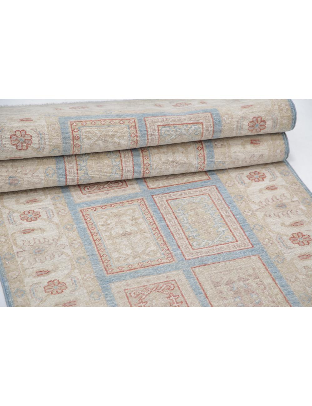 Bakhtiari 2' 7" X 9' 10" Hand-Knotted Wool Rug 2' 7" X 9' 10" (79 X 300) / Blue / Ivory