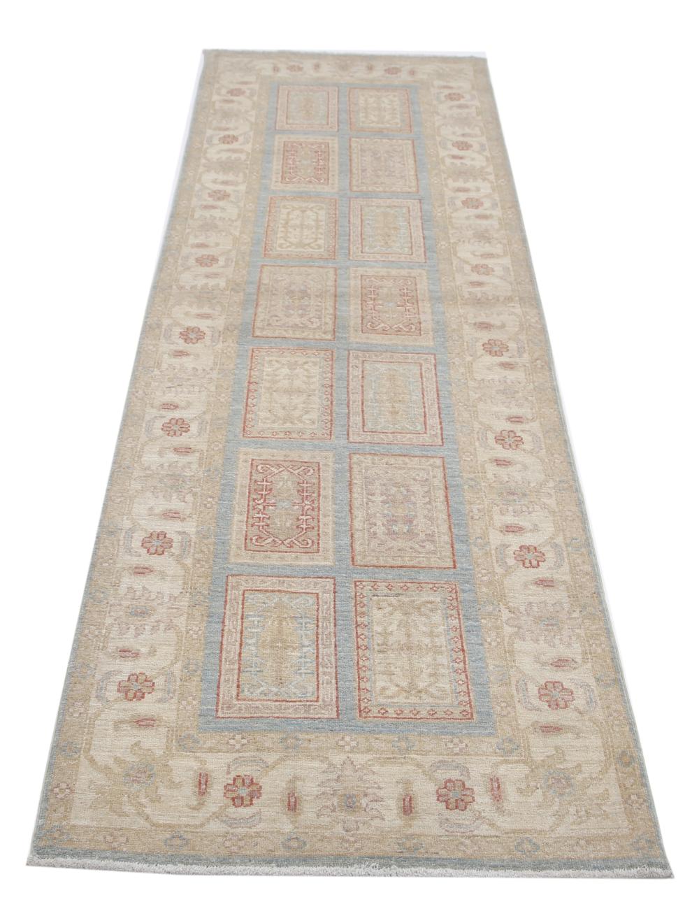 Bakhtiari 2' 7" X 8' 2" Hand-Knotted Wool Rug 2' 7" X 8' 2" (79 X 249) / Black / Ivory