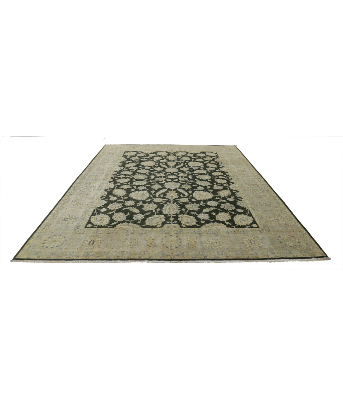 Ziegler 8'11'' X 11'8'' Hand-Knotted Wool Rug 8'11'' x 11'8'' (268 X 350) / Green / Ivory