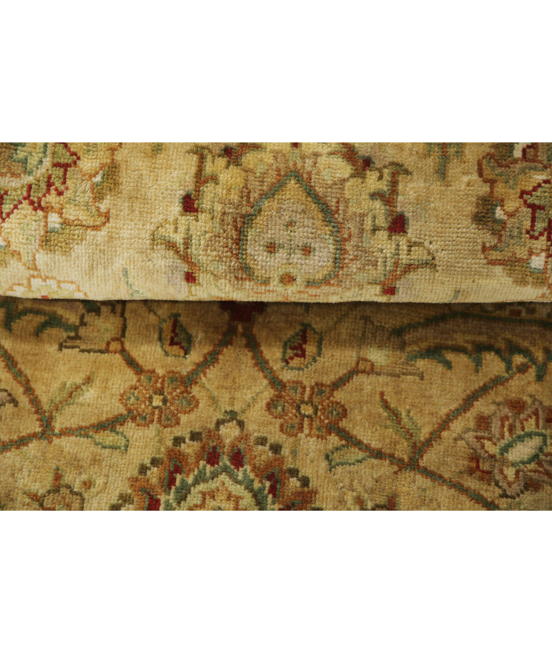 Ziegler 5'5'' X 5'6'' Hand-Knotted Wool Rug 5'5'' x 5'6'' (163 X 165) / Beige / N/A