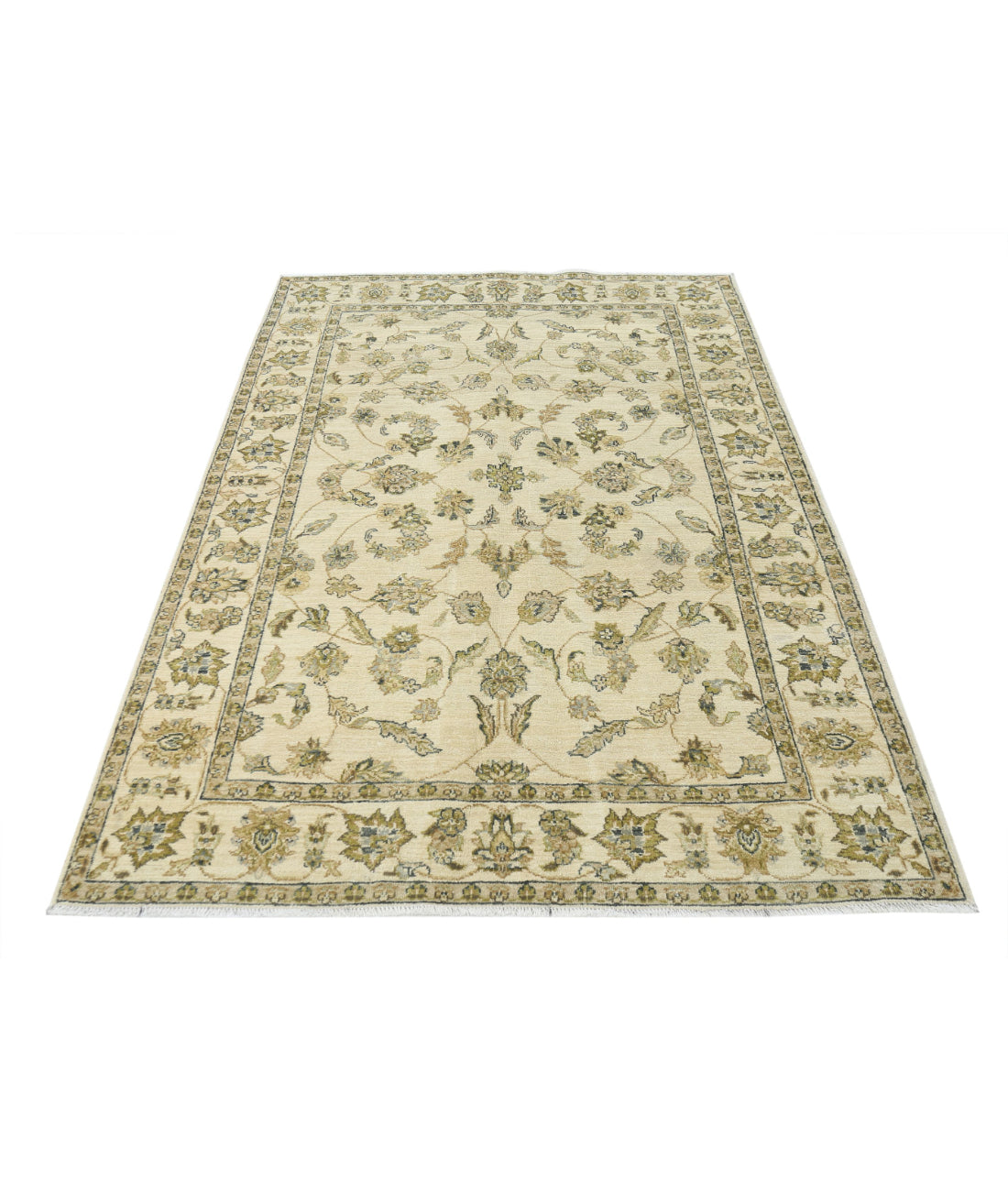 Ziegler 4'5'' X 6'5'' Hand-Knotted Wool Rug 4'5'' x 6'5'' (133 X 193) / Ivory / N/A