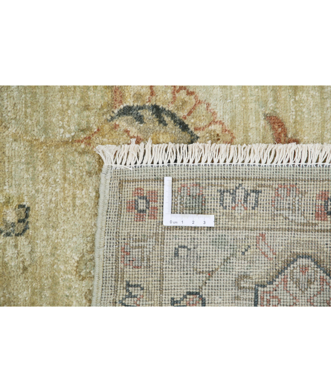 Ziegler 5'4'' X 7'9'' Hand-Knotted Wool Rug 5'4'' x 7'9'' (160 X 233) / Green / Taupe