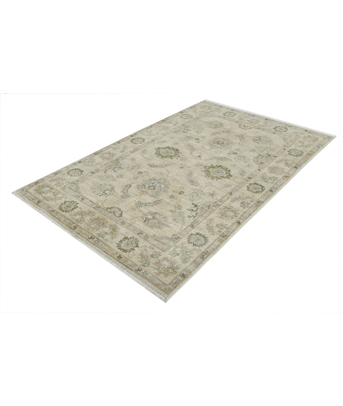 Ziegler 4'5'' X 6'10'' Hand-Knotted Wool Rug 4'5'' x 6'10'' (133 X 205) / Ivory / N/A