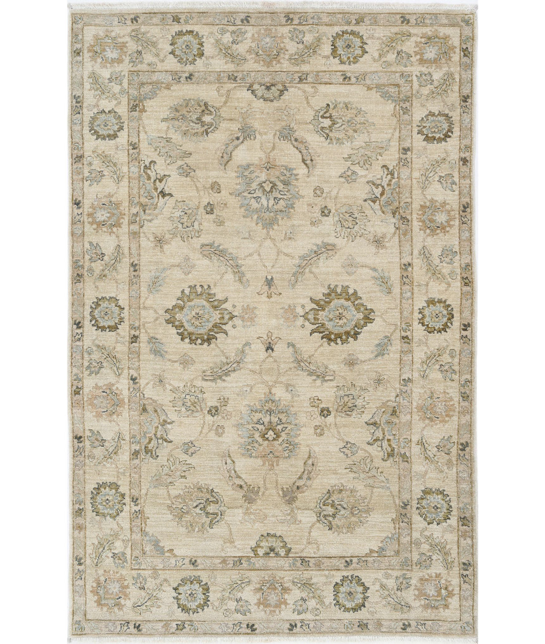 Ziegler 4'5'' X 6'10'' Hand-Knotted Wool Rug 4'5'' x 6'10'' (133 X 205) / Ivory / N/A