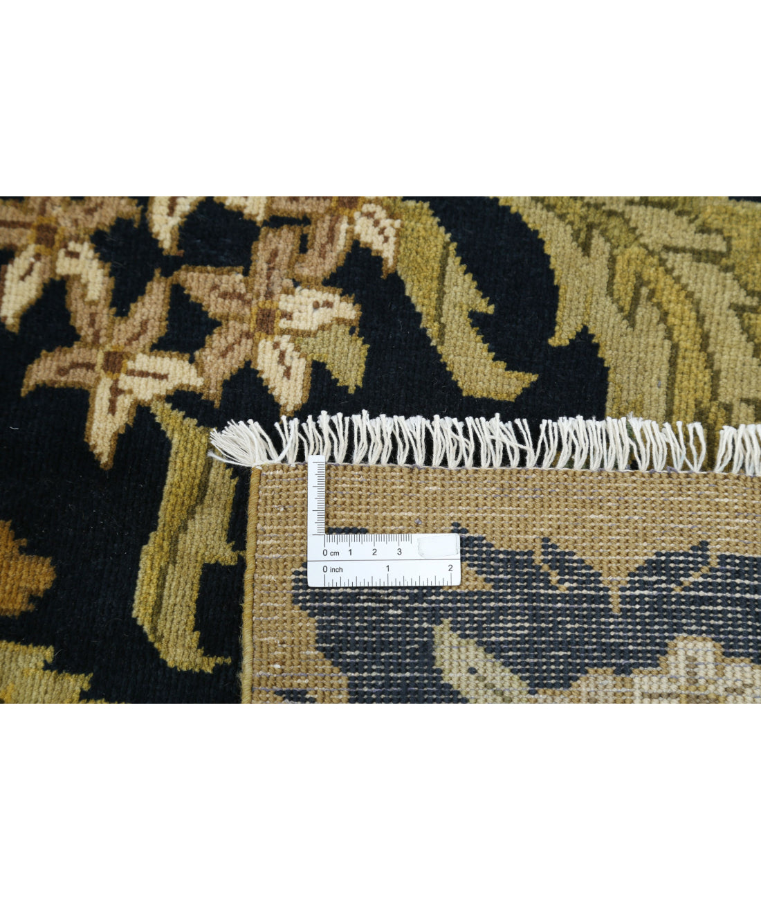 Ziegler 7'10'' X 9'11'' Hand-Knotted Wool Rug 7'10'' x 9'11'' (235 X 298) / Black / N/A