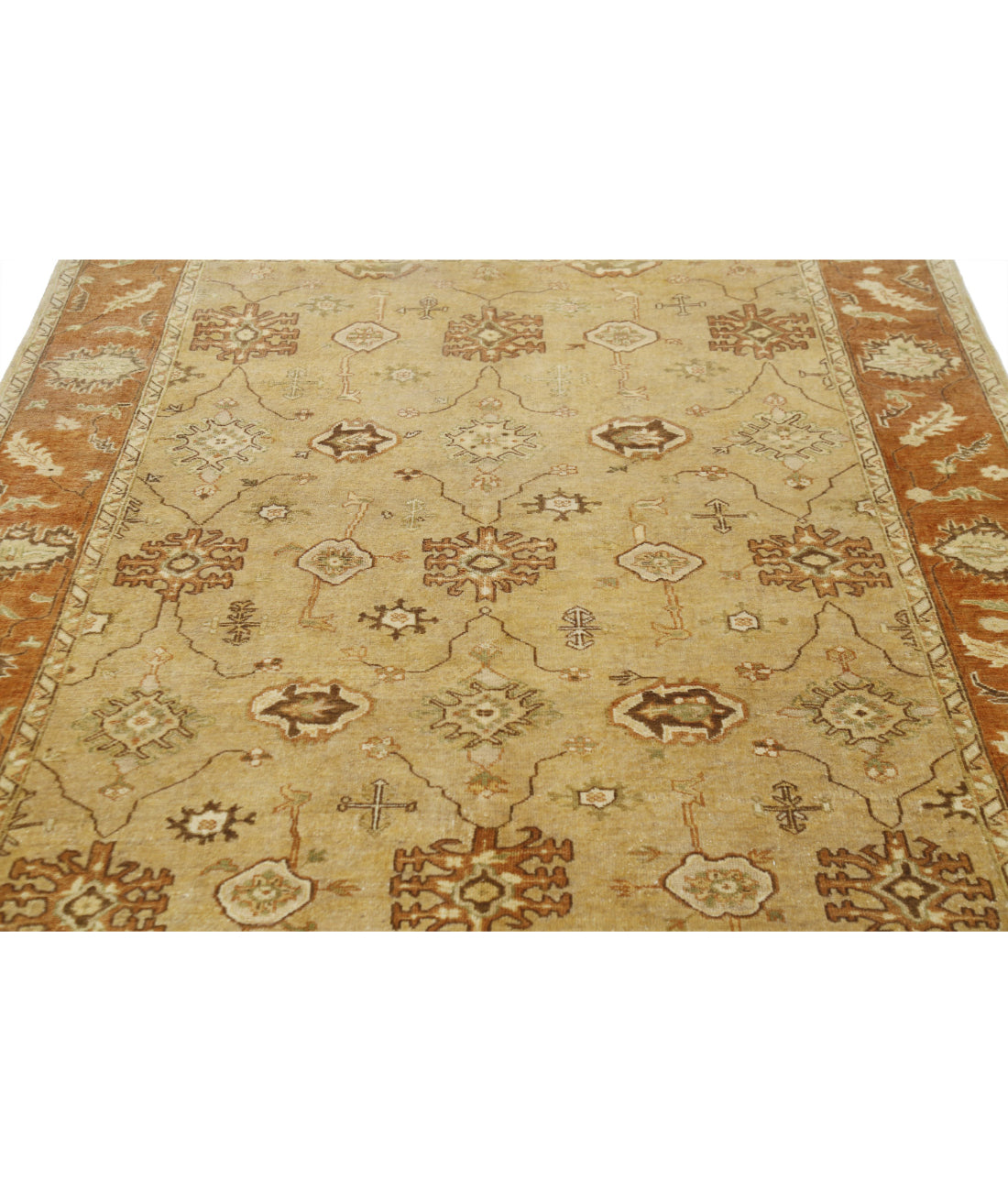 Ziegler 5'5'' X 7'5'' Hand-Knotted Wool Rug 5'5'' x 7'5'' (163 X 223) / Beige / Rust