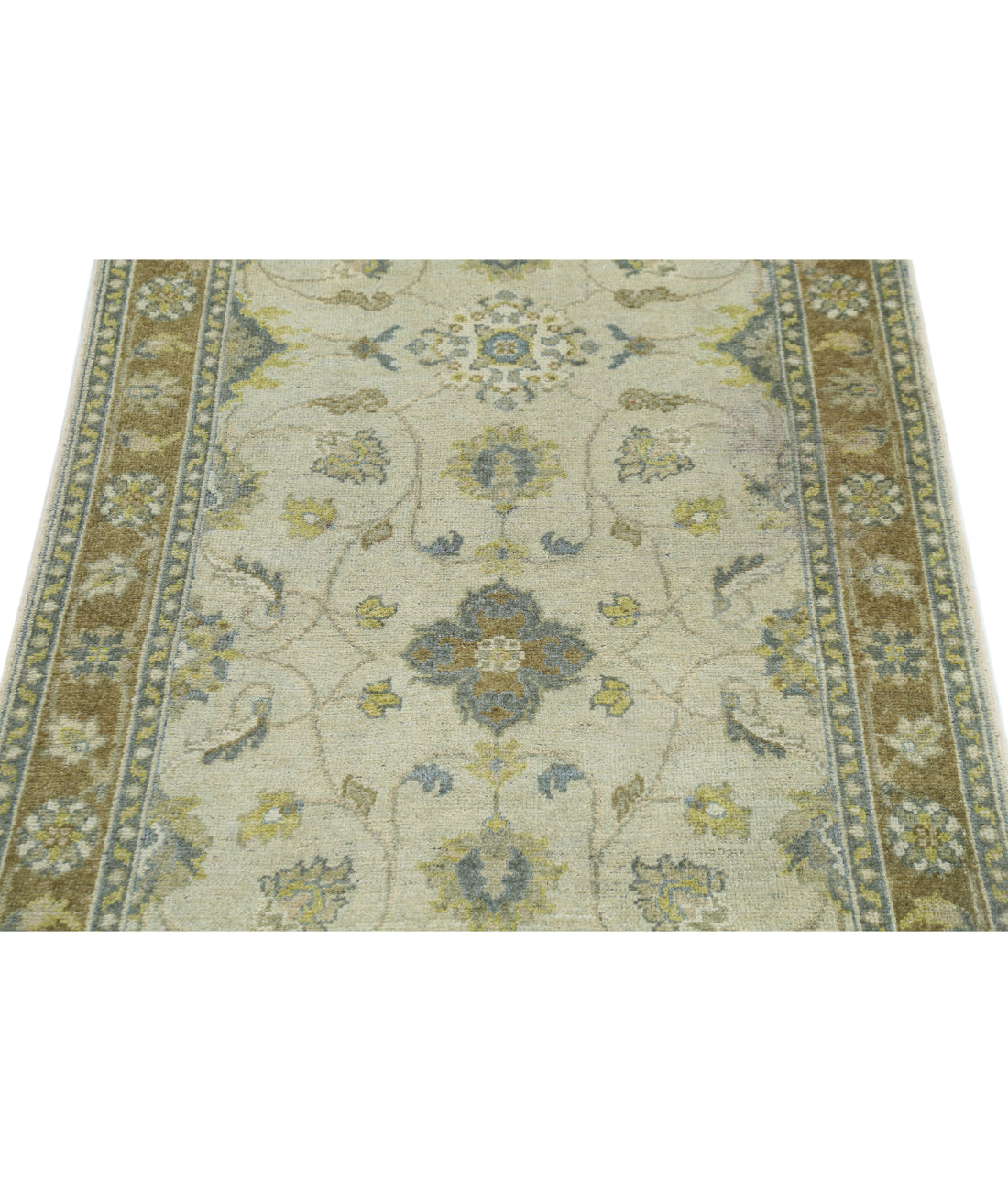 Ziegler 2'10'' X 4'9'' Hand-Knotted Wool Rug 2'10'' x 4'9'' (85 X 143) / Beige / Taupe