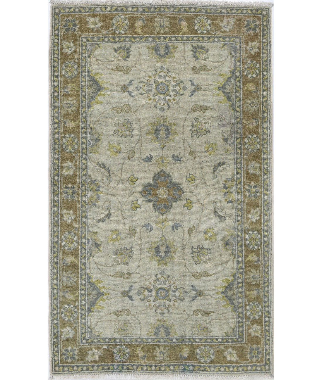 Ziegler 2'10'' X 4'9'' Hand-Knotted Wool Rug 2'10'' x 4'9'' (85 X 143) / Beige / Taupe