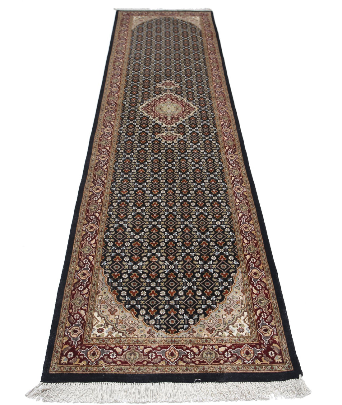 Heritage 2'6'' X 10'4'' Hand-Knotted Wool-Silk Rug 2'6'' x 10'4'' (75 X 310) / Black / Red