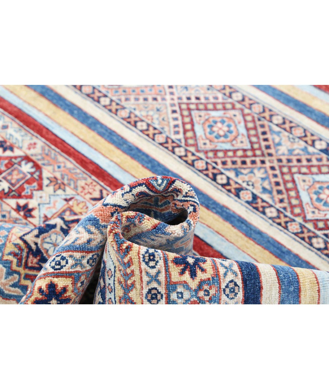 Khurjeen 5'4'' X 7'9'' Hand-Knotted Wool Rug 5'4'' x 7'9'' (160 X 233) / Multi / Blue