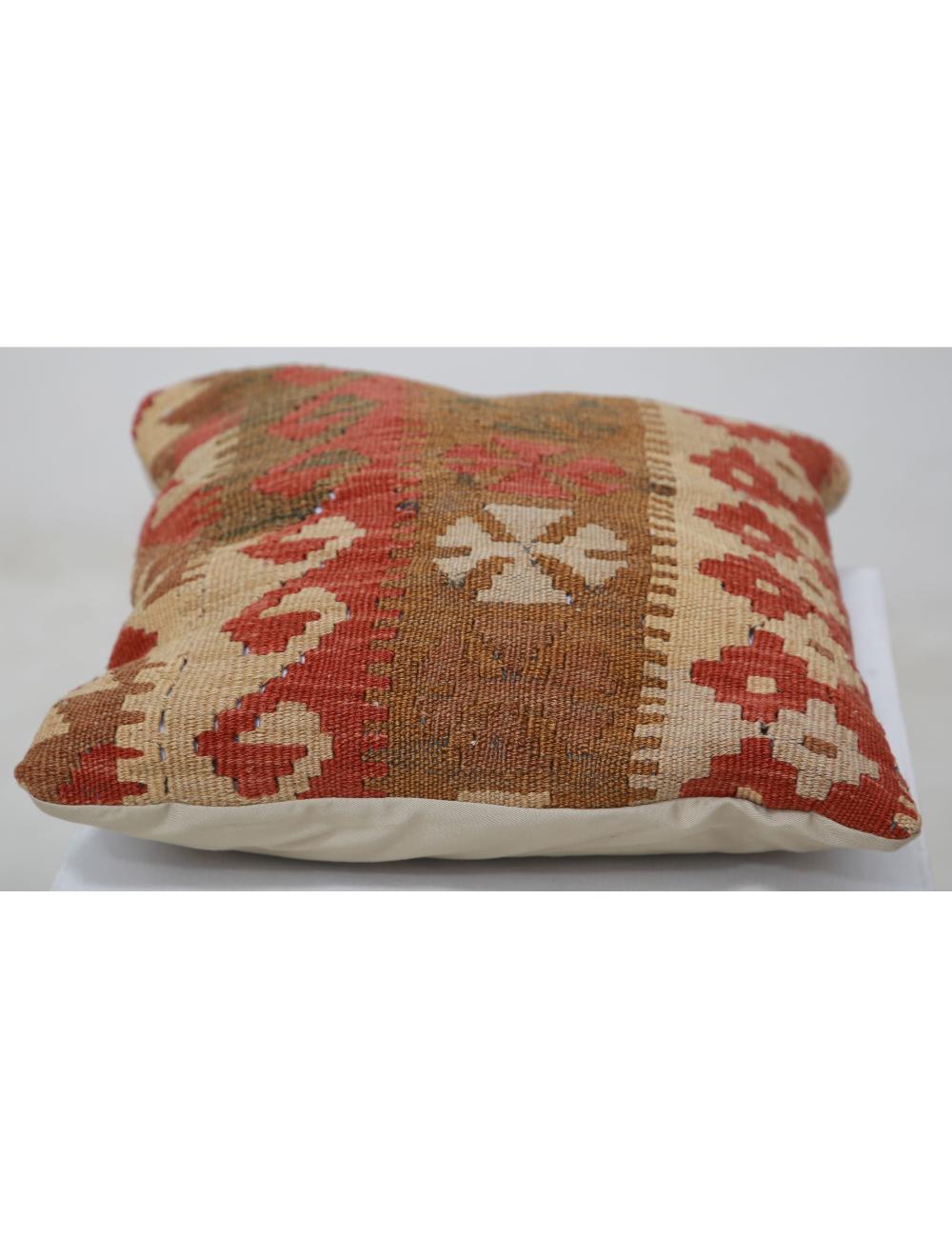 Pillows 1' 5" X 1' 5" Hand-Woven Wool Pillow 1' 5" X 1' 5" (43 X 43) / Multi / Multi