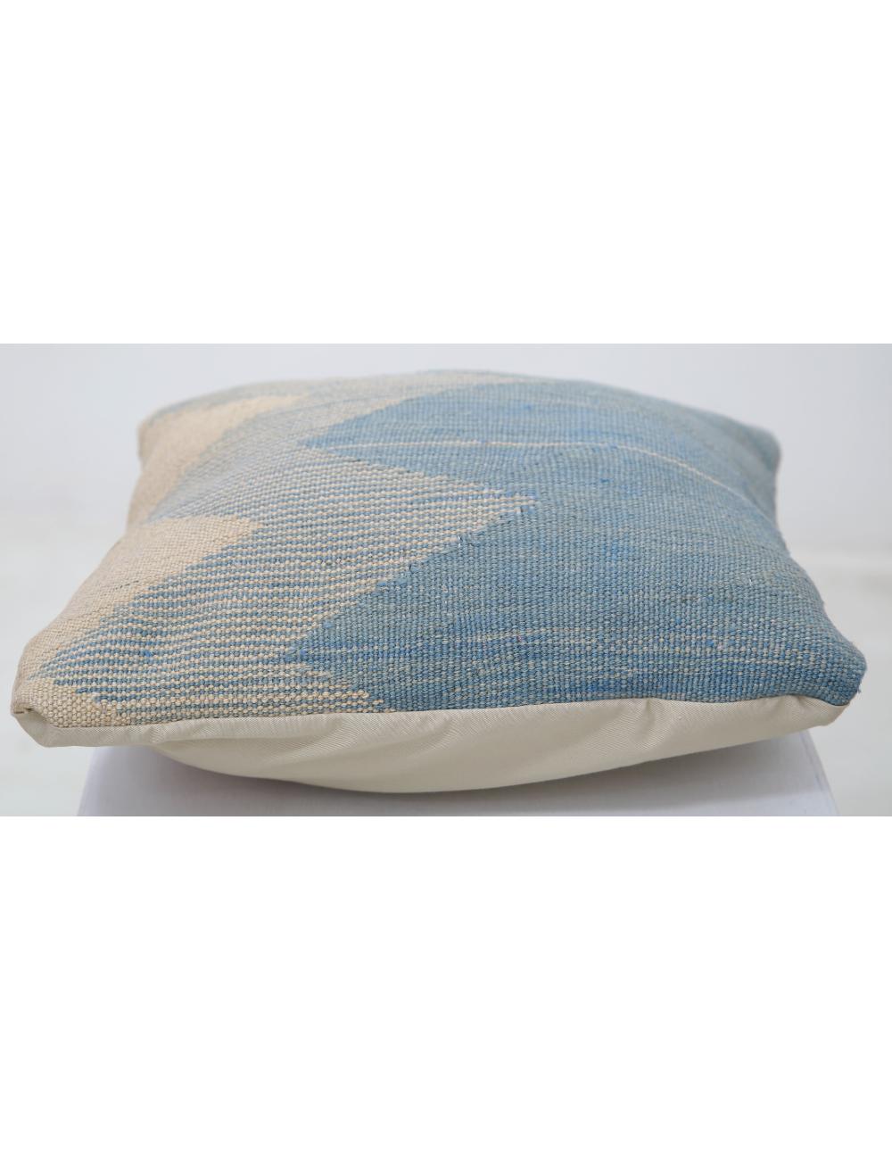 Pillows 1' 5" X 1' 5" Hand-Woven Wool Pillow 1' 5" X 1' 5" (43 X 43) / Multi / Multi