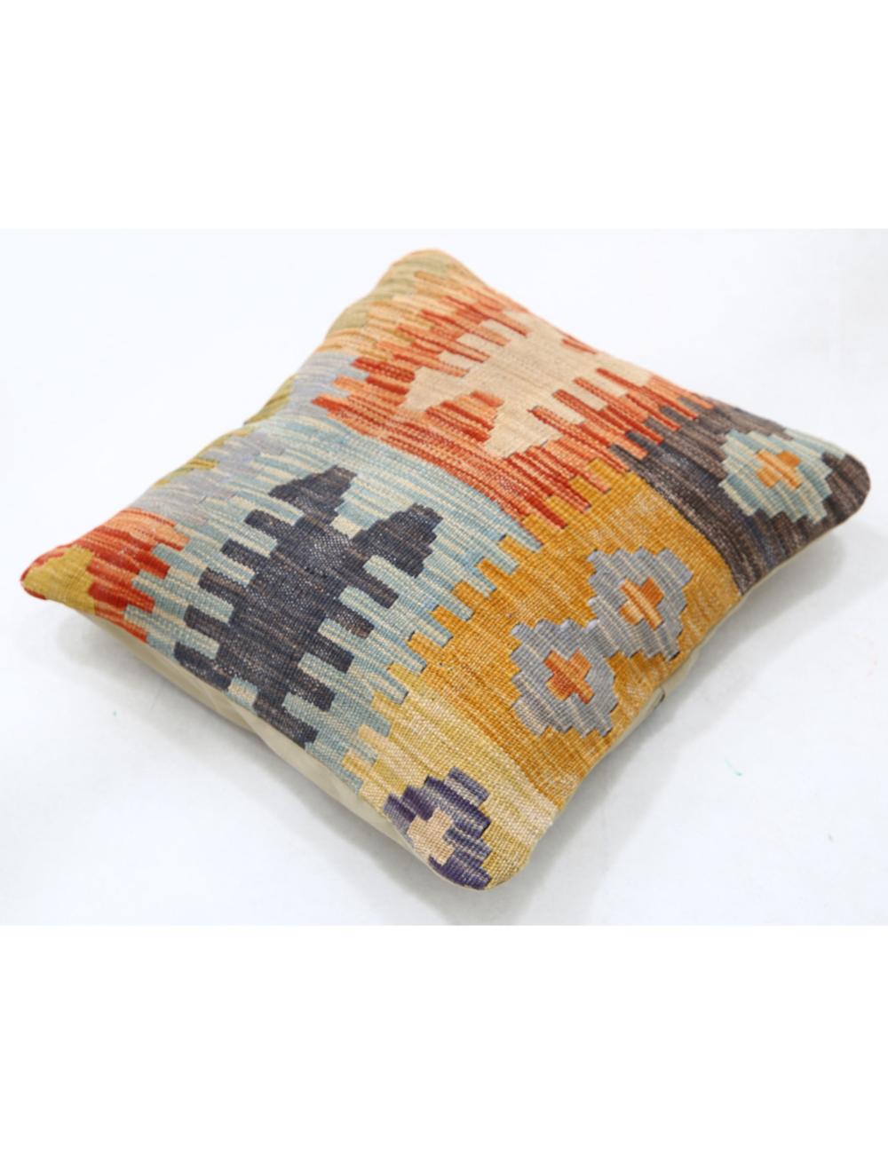 Pillows 1' 5" X 1' 5" Hand-Woven Wool Pillow 1' 5" X 1' 5" (43 X 43) / Multi / Multi