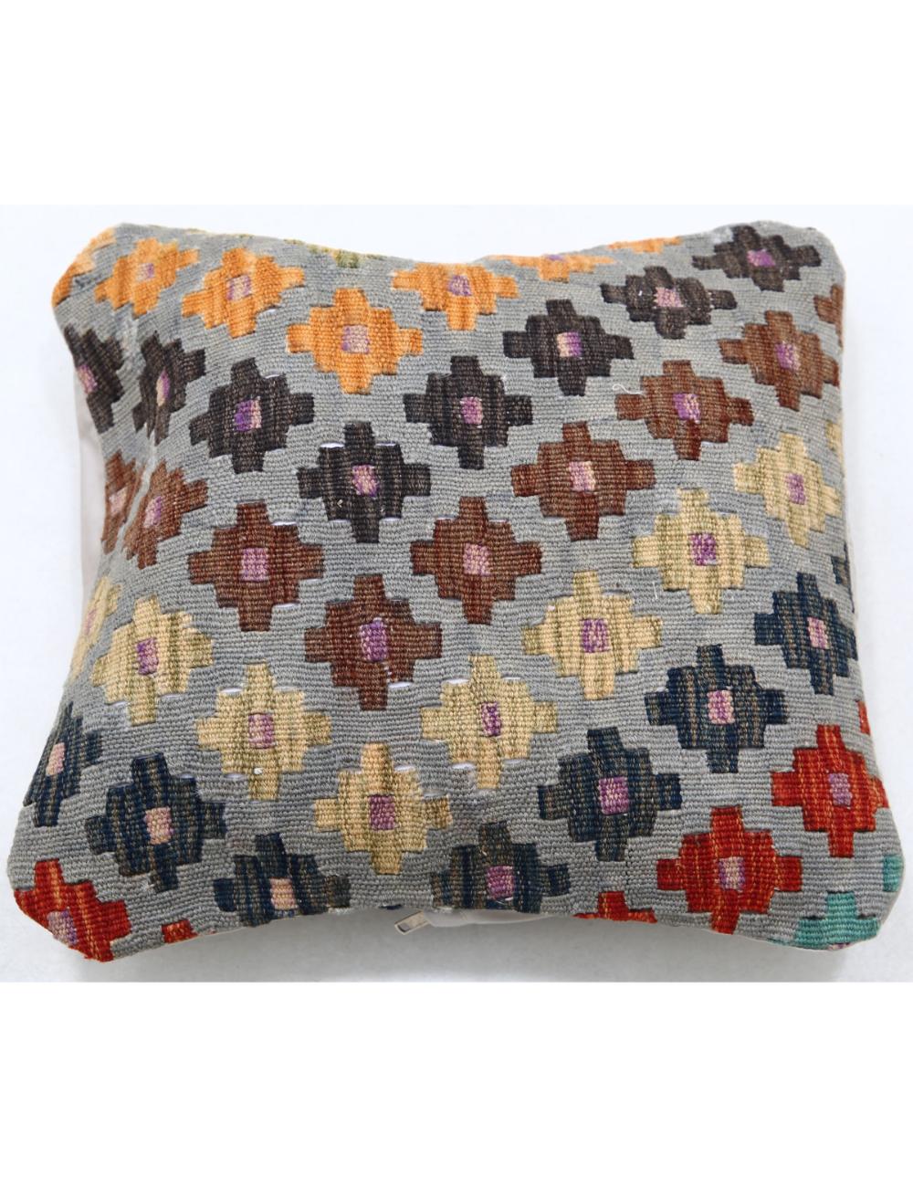 Pillows 1' 5" X 1' 5" Hand-Woven Wool Pillow 1' 5" X 1' 5" (43 X 43) / Multi / Multi