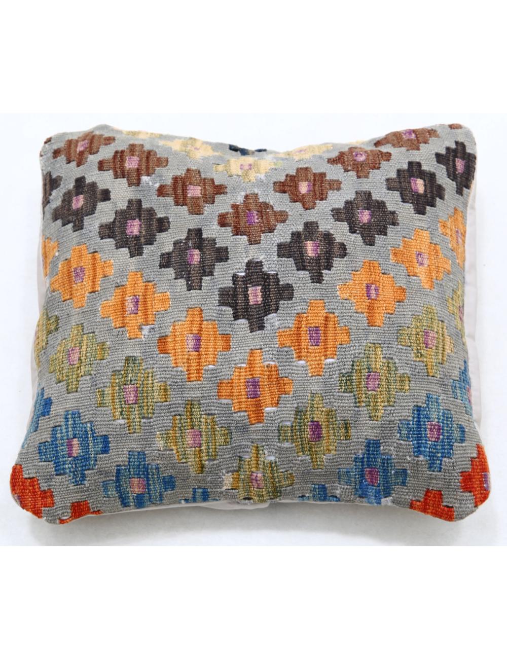 Pillows 1' 5" X 1' 5" Hand-Woven Wool Pillow 1' 5" X 1' 5" (43 X 43) / Multi / Multi