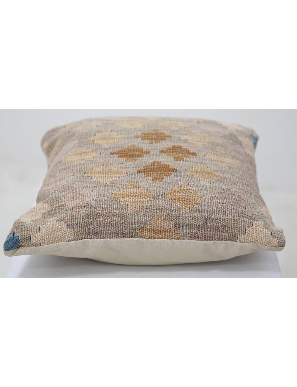 Pillows 1' 5" X 1' 5" Hand-Woven Wool Pillow 1' 5" X 1' 5" (43 X 43) / Multi / Multi