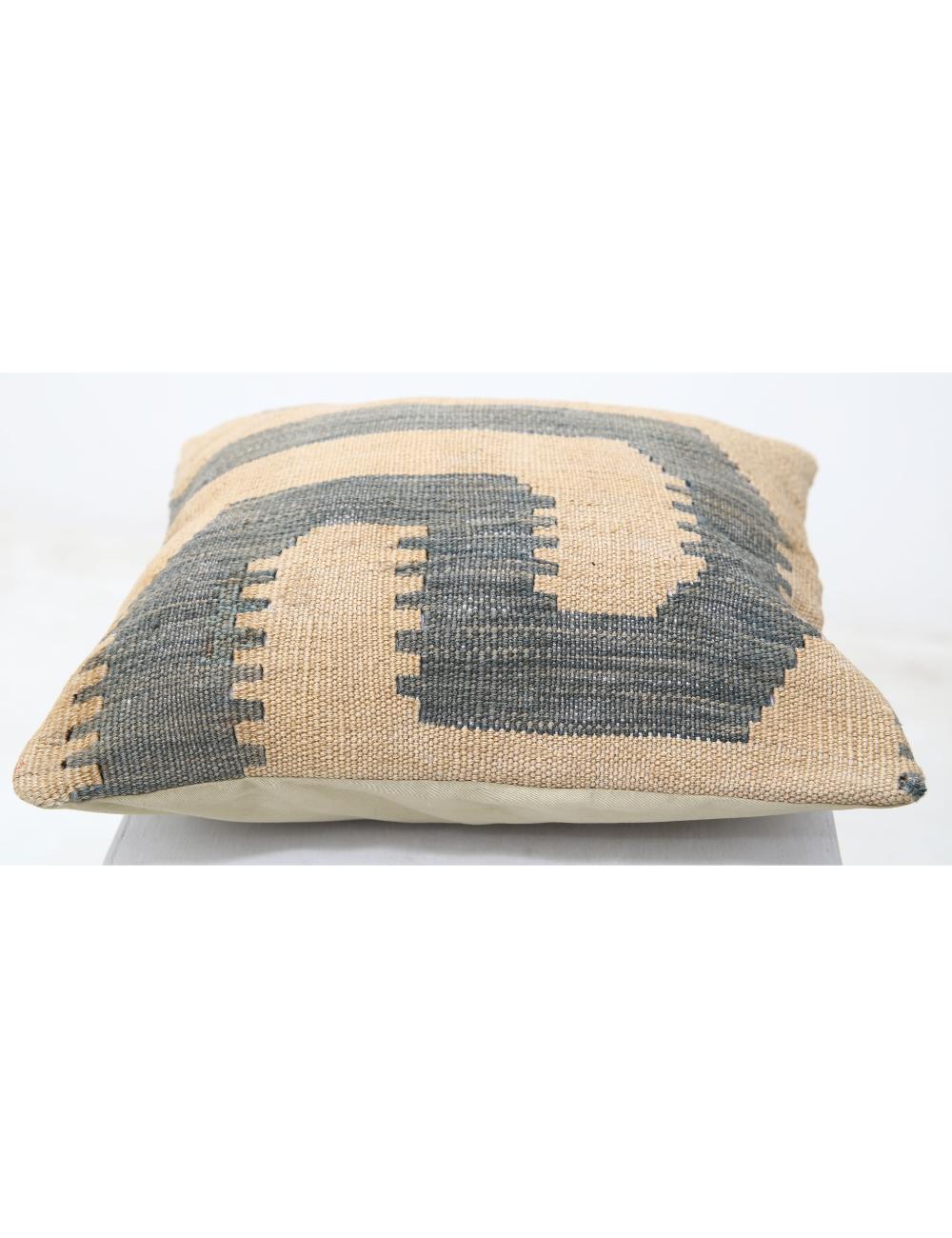 Pillows 1' 5" X 1' 5" Hand-Woven Wool Pillow 1' 5" X 1' 5" (43 X 43) / Multi / Multi