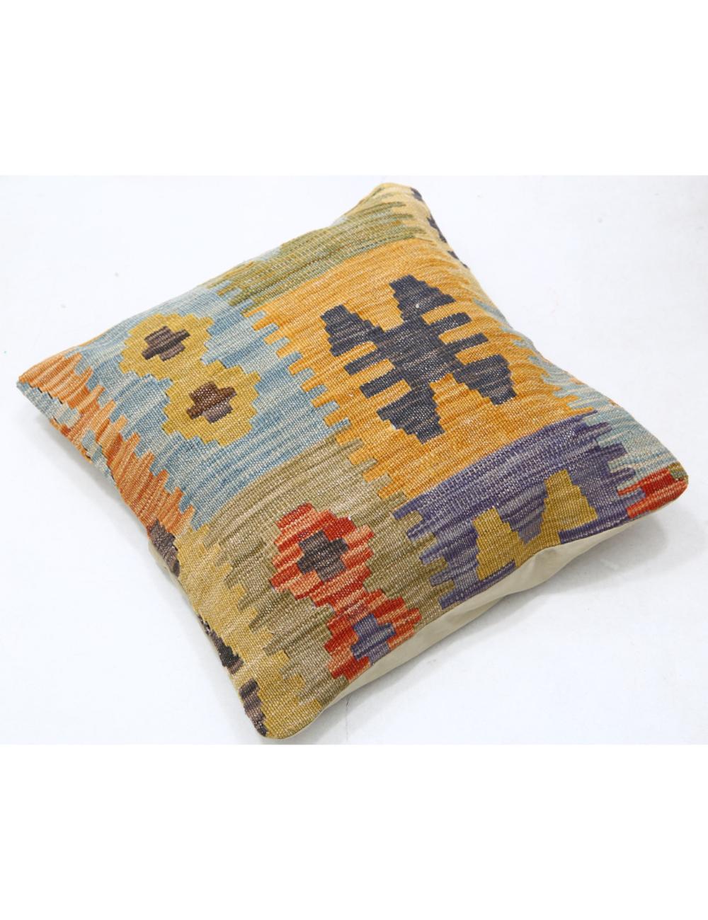 Pillows 1' 5" X 1' 5" Hand-Woven Wool Pillow 1' 5" X 1' 5" (43 X 43) / Multi / Multi