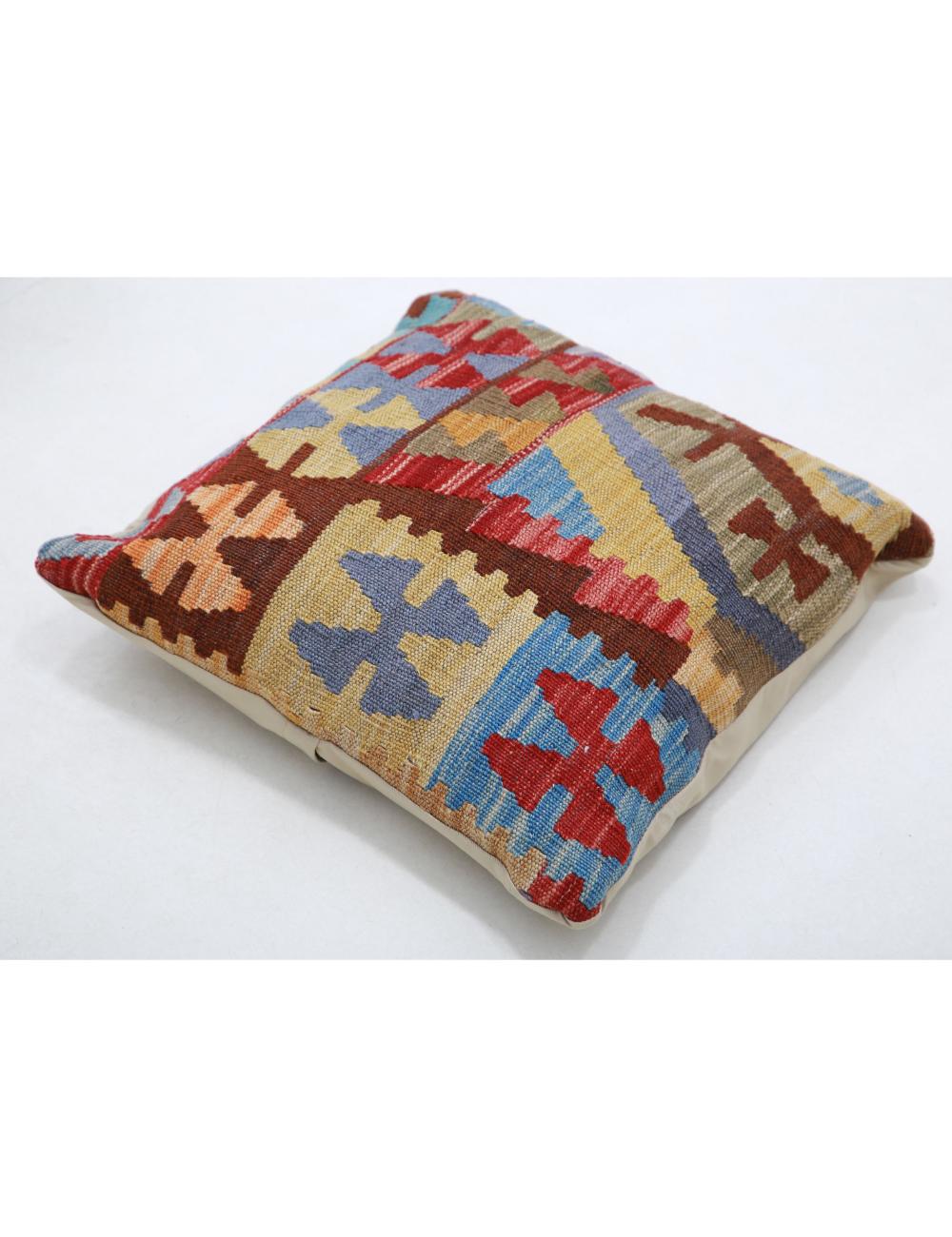 Pillows 1' 5" X 1' 5" Hand-Woven Wool Pillow 1' 5" X 1' 5" (43 X 43) / Multi / Multi