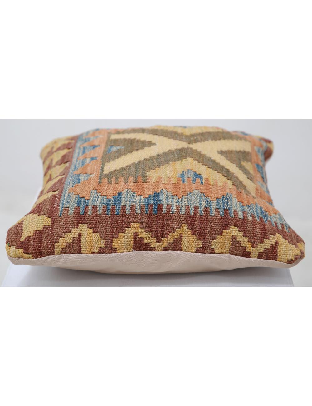 Pillows 1' 5" X 1' 5" Hand-Woven Wool Pillow 1' 5" X 1' 5" (43 X 43) / Multi / Multi