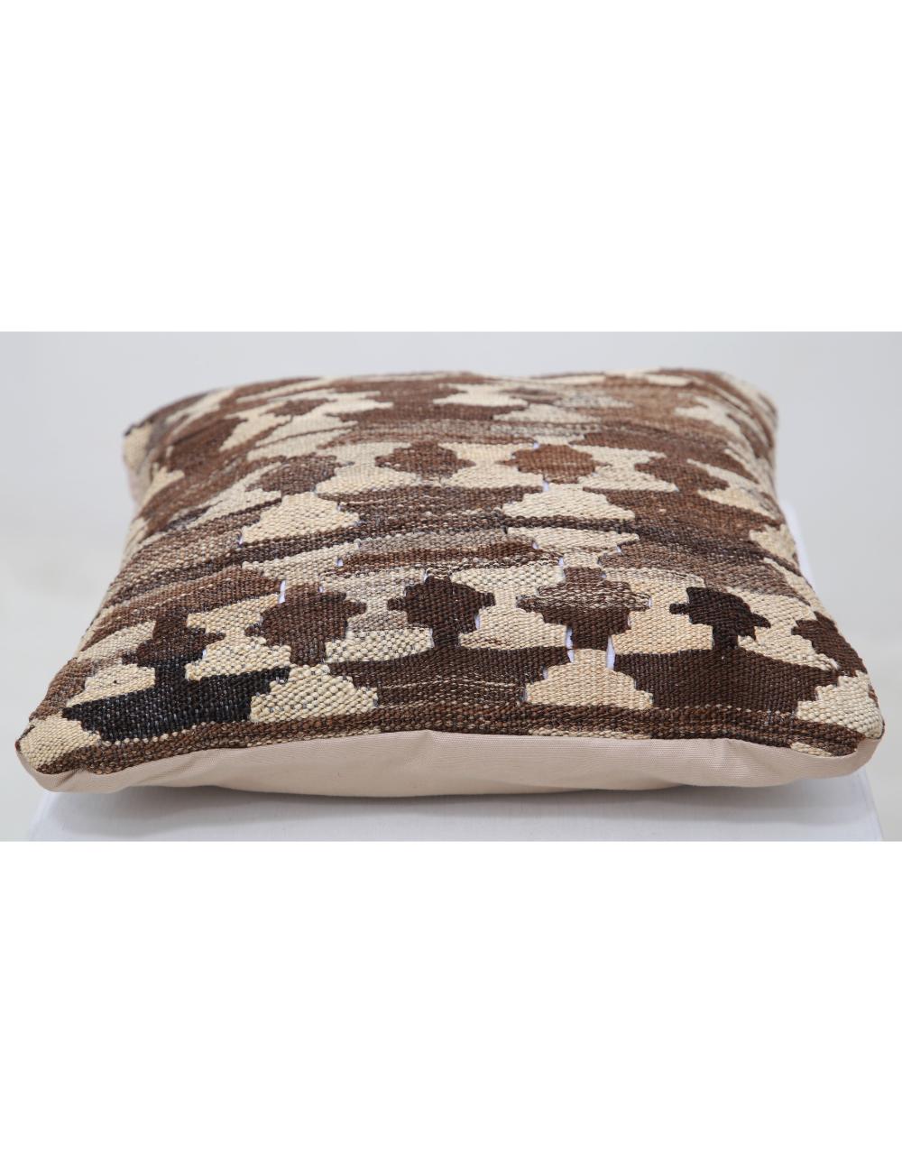 Pillows 1' 5" X 1' 5" Hand-Woven Wool Pillow 1' 5" X 1' 5" (43 X 43) / Multi / Multi