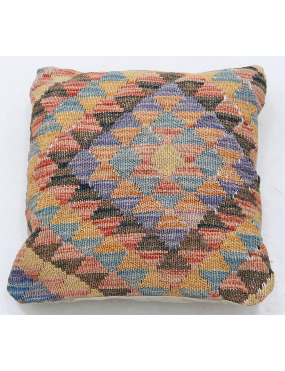 Pillows 1' 5" X 1' 5" Hand-Woven Wool Pillow 1' 5" X 1' 5" (43 X 43) / Multi / Multi