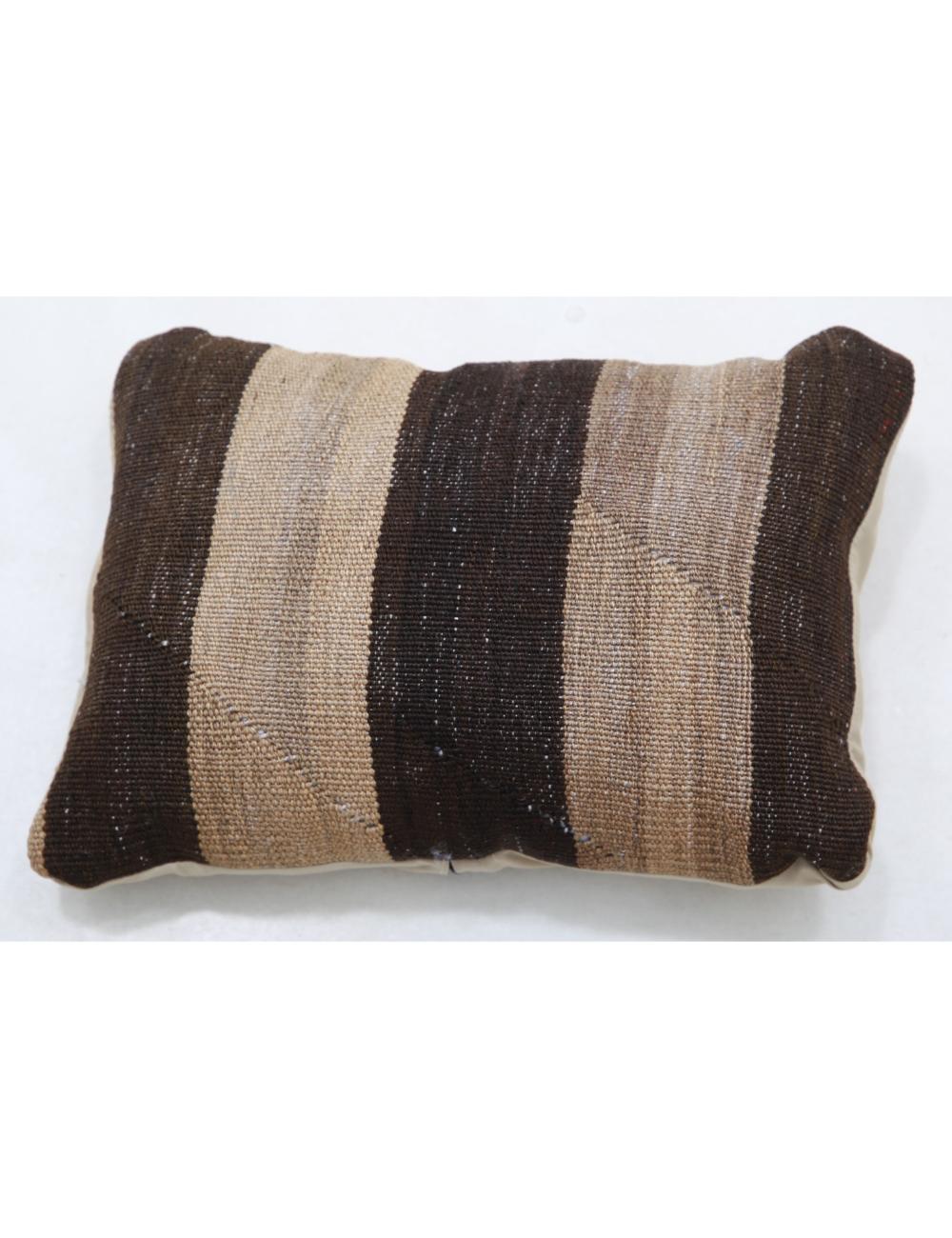 Pillows 1' 0" X 1' 5" Hand-Woven Wool Pillow 1' 0" X 1' 5" (30 X 43) / Multi / Multi