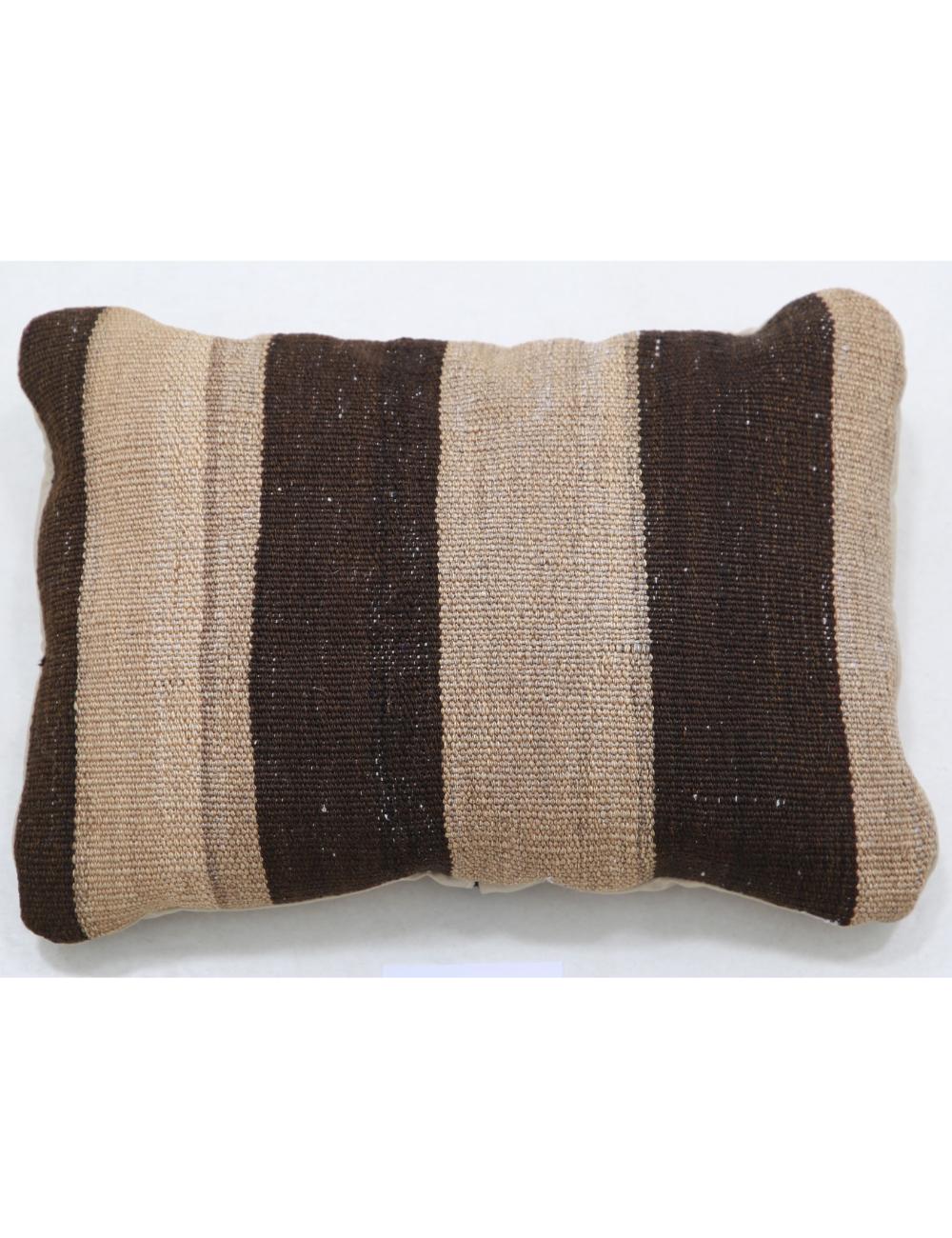 Pillows 1' 0" X 1' 5" Hand-Woven Wool Pillow 1' 0" X 1' 5" (30 X 43) / Multi / Multi