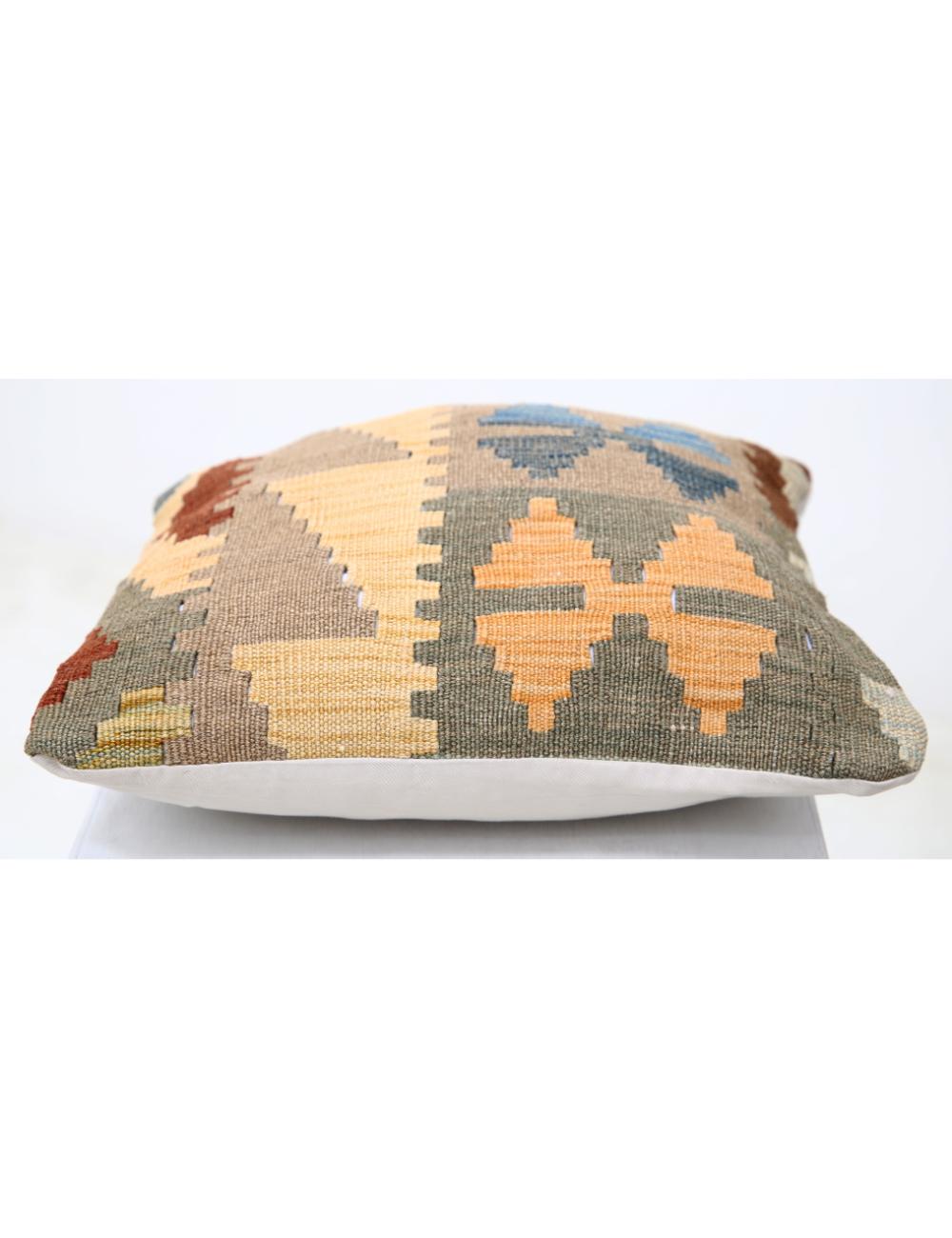 Pillows 1' 5" X 1' 5" Hand-Woven Wool Pillow 1' 5" X 1' 5" (43 X 43) / Multi / Multi