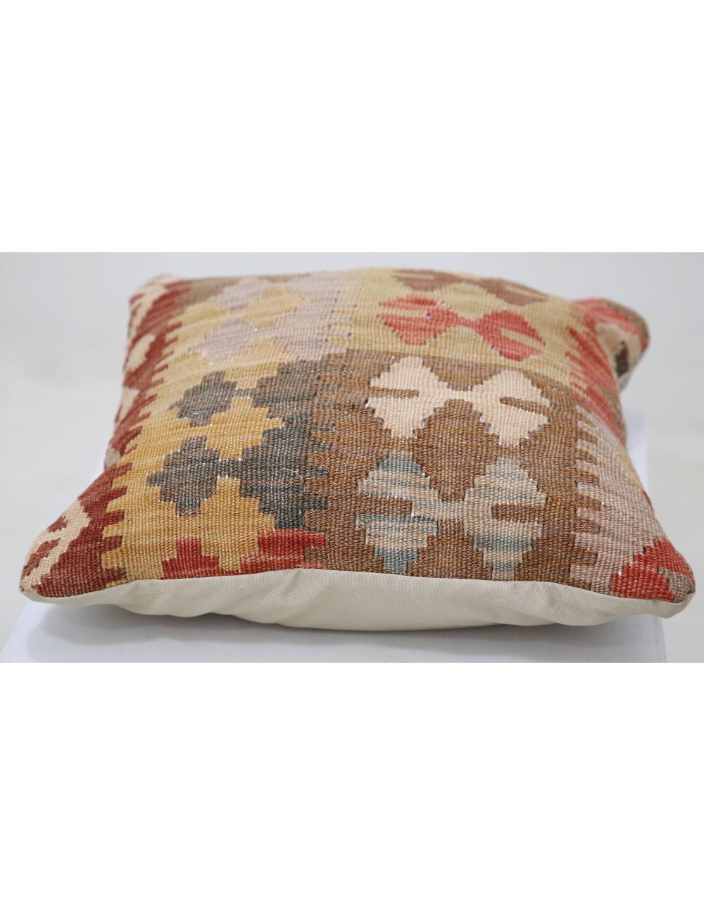 Pillows 1' 5" X 1' 5" Hand-Woven Wool Pillow 1' 5" X 1' 5" (43 X 43) / Multi / Multi