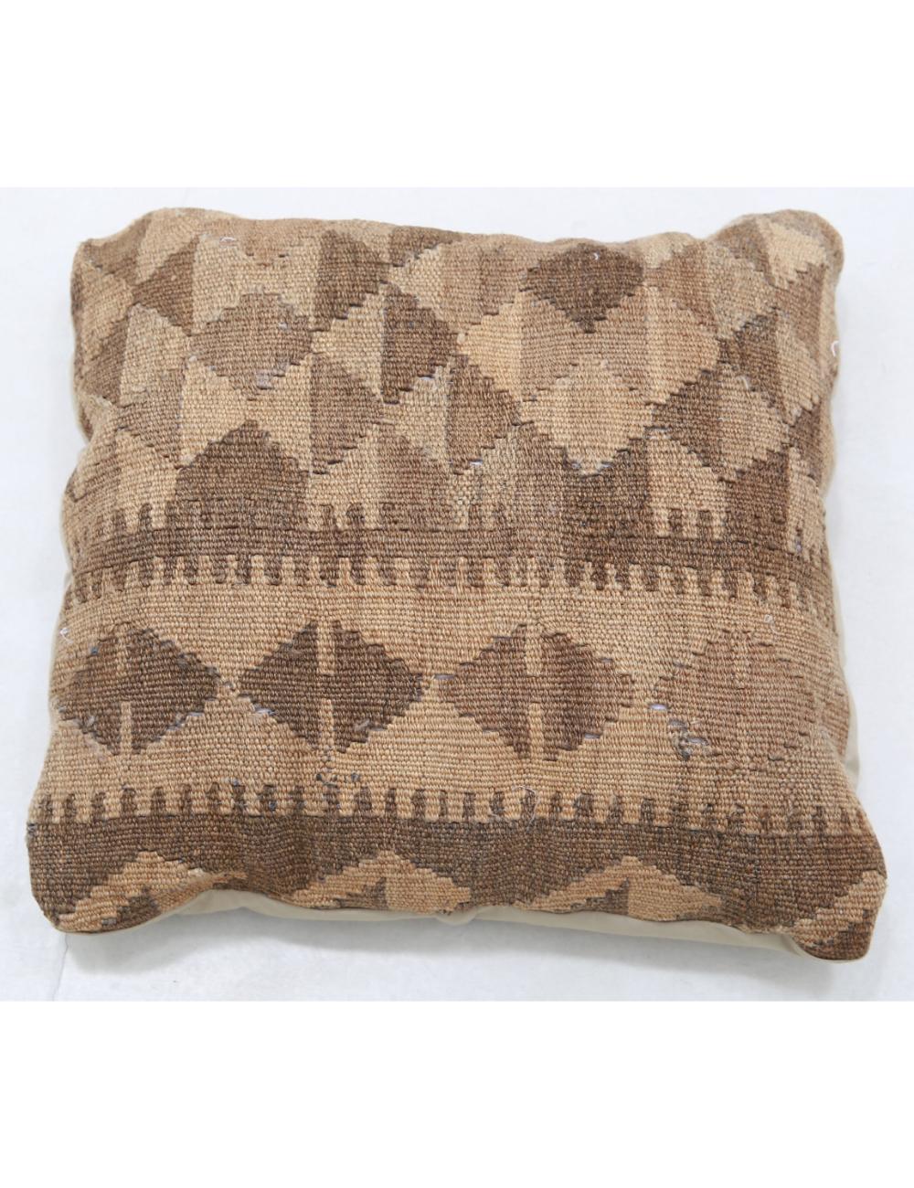 Pillows 1' 5" X 1' 5" Hand-Woven Wool Pillow 1' 5" X 1' 5" (43 X 43) / Multi / Multi