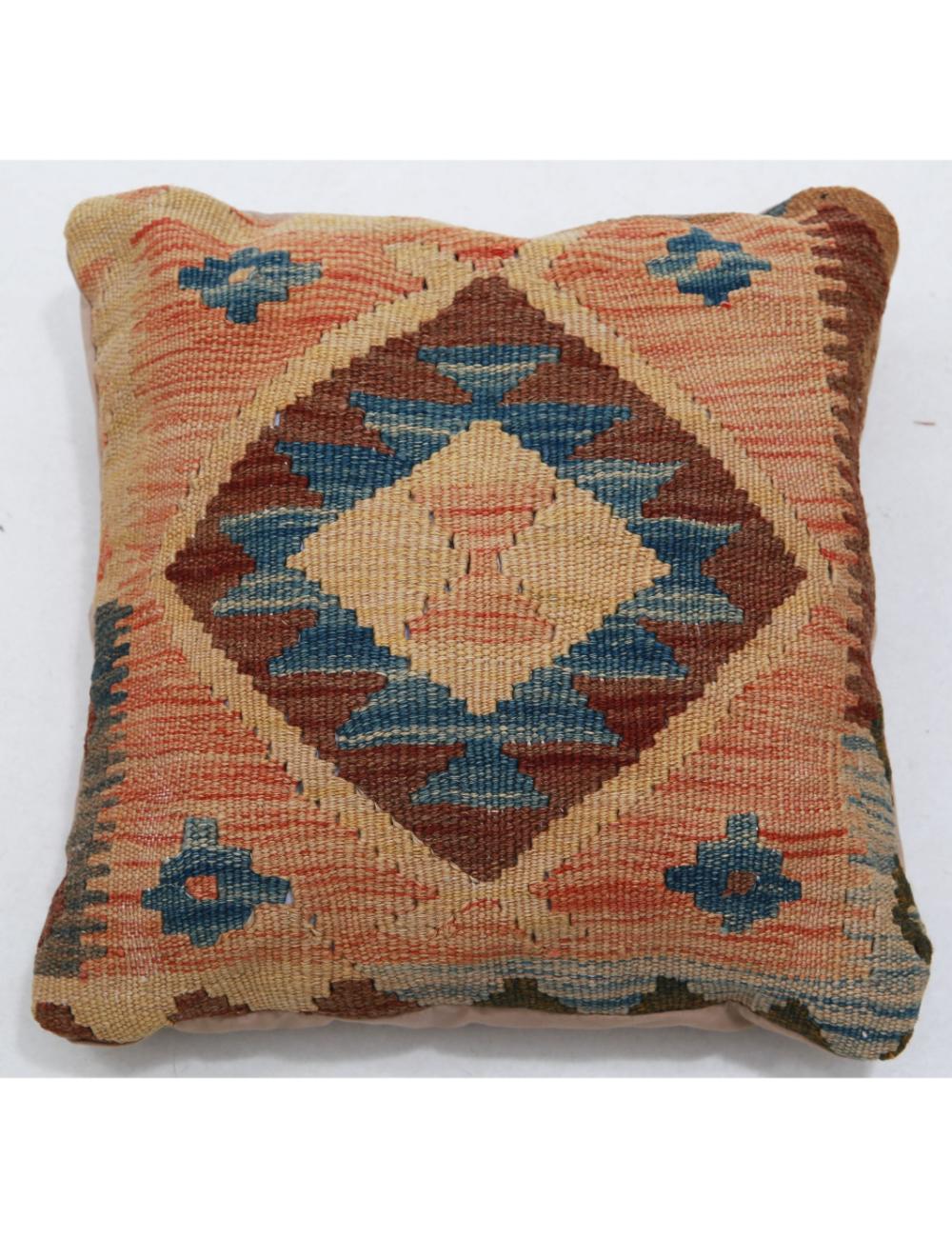 Pillows 1' 5" X 1' 5" Hand-Woven Wool Pillow 1' 5" X 1' 5" (43 X 43) / Multi / Multi