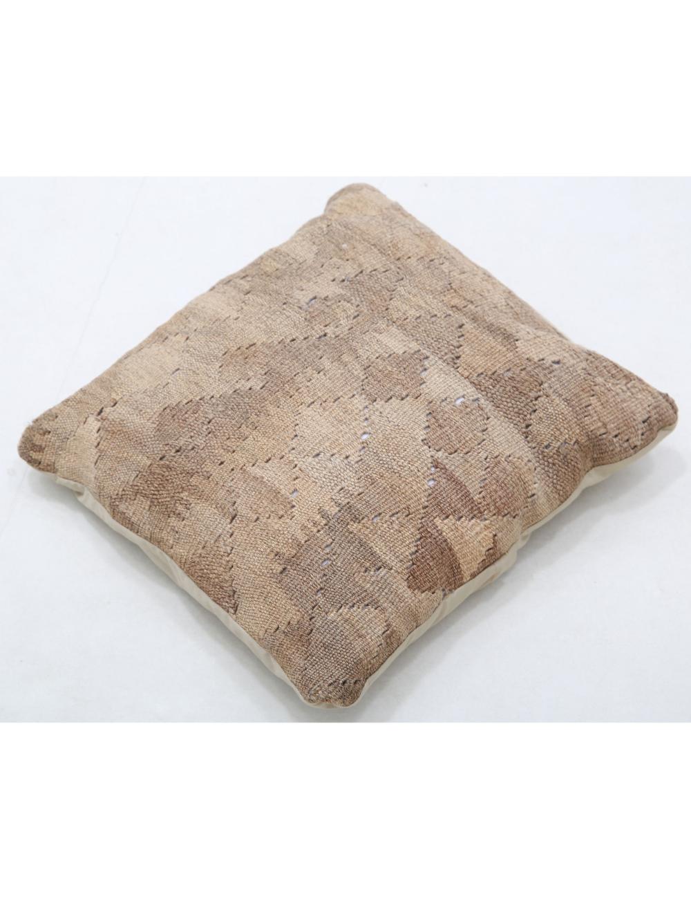 Pillows 1' 5" X 1' 5" Hand-Woven Wool Pillow 1' 5" X 1' 5" (43 X 43) / Multi / Multi