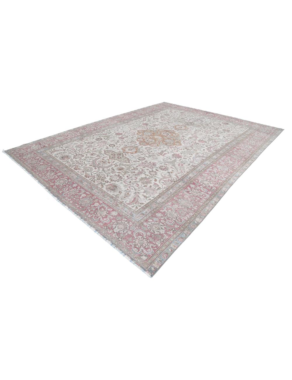 Mashad 10' 9" X 14' 8" Hand-Knotted Wool Rug 10' 9" X 14' 8" (328 X 447) / Ivory / Pink