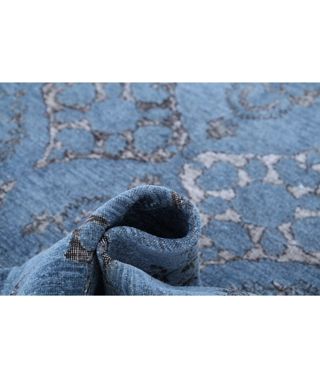 Onyx 7'10'' X 8'10'' Hand-Knotted Wool Rug 7'10'' x 8'10'' (235 X 265) / Blue / Grey