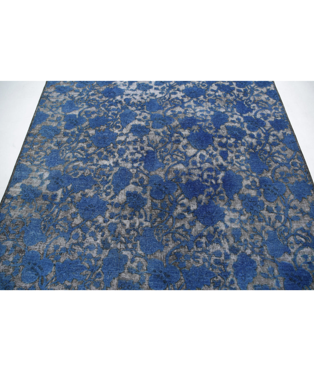 Onyx 6'5'' X 6'4'' Hand-Knotted Wool Rug 6'5'' x 6'4'' (193 X 190) / Blue / Blue