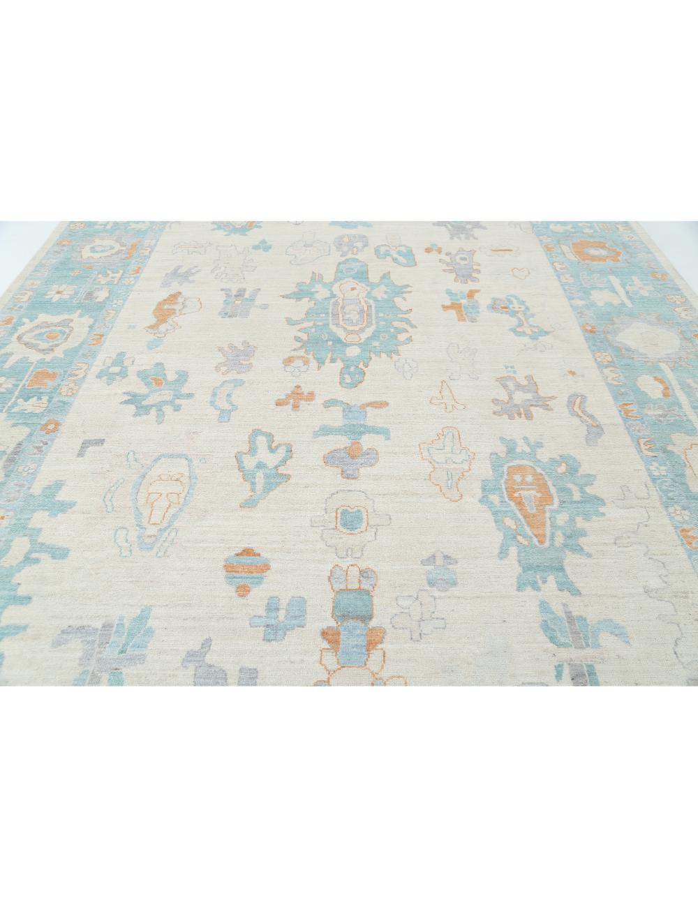 Oushak 10' 1" X 14' 1" Hand-Knotted Wool Rug 10' 1" X 14' 1" (307 X 429) / Ivory / Green