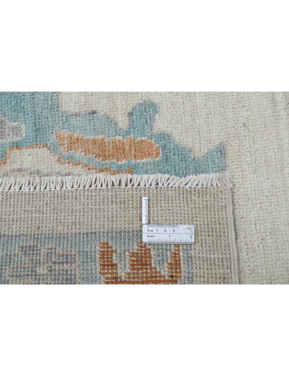 Oushak 10' 1" X 14' 1" Hand-Knotted Wool Rug 10' 1" X 14' 1" (307 X 429) / Ivory / Green