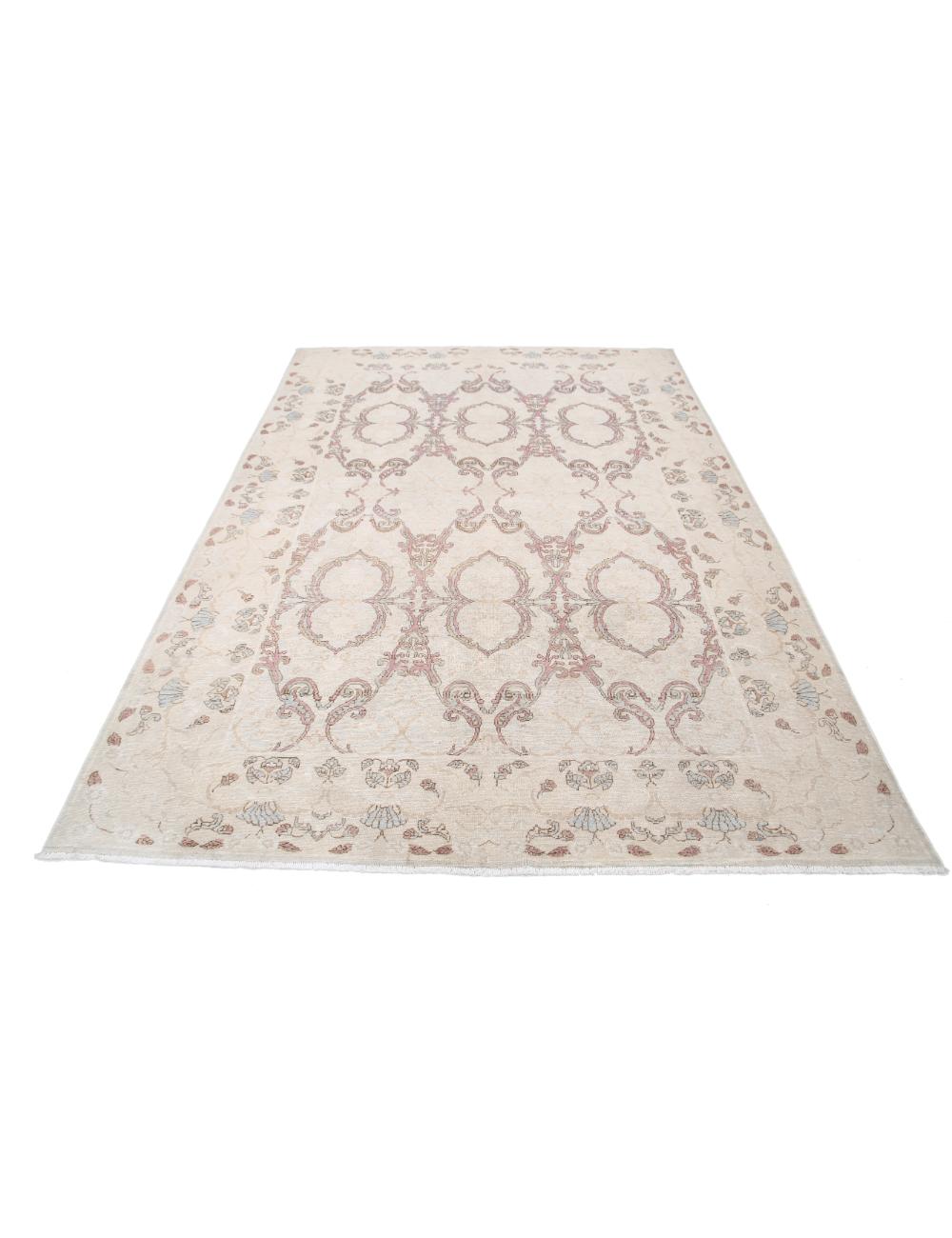 Serenity 6' 4" X 8' 9" Hand-Knotted Wool Rug 6' 4" X 8' 9" (193 X 267) / Ivory / Ivory